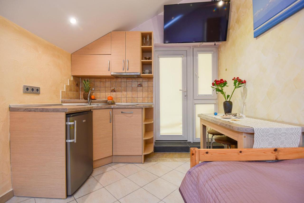 Inkaras Aparthotel Palanga Buitenkant foto